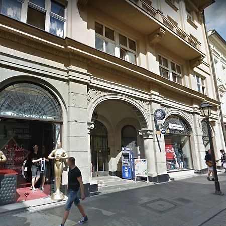 Glamour Apartment Florianska 32 Cracóvia Exterior foto